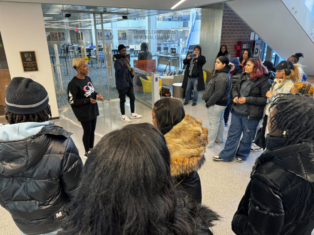 Joy Reid engages students