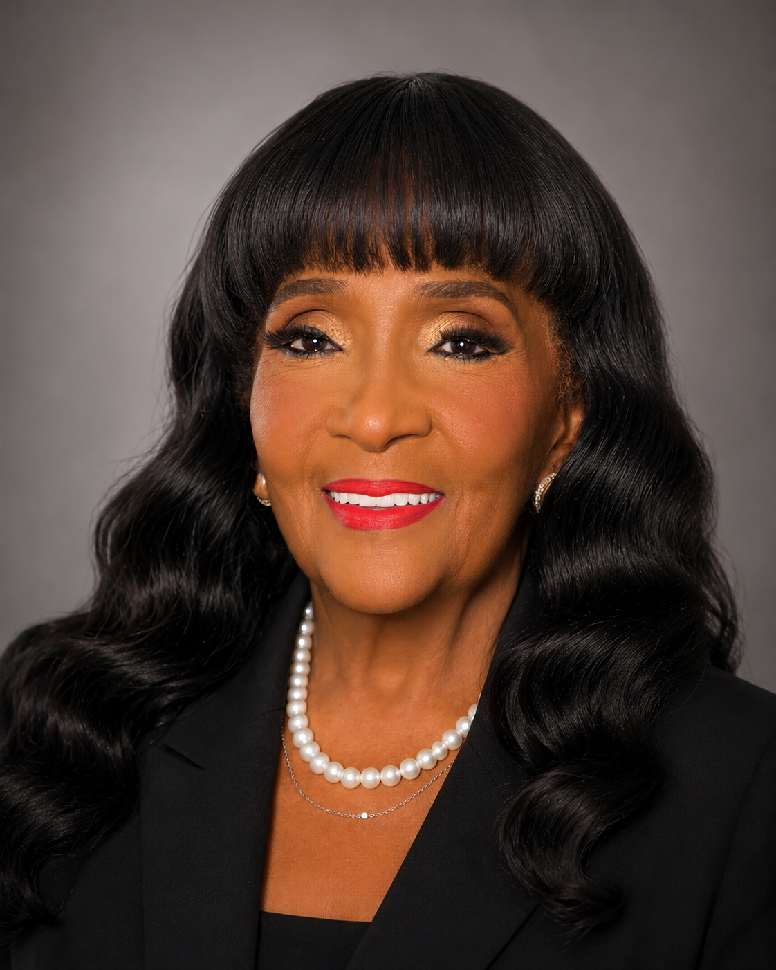 Dr. Evelyn Castro